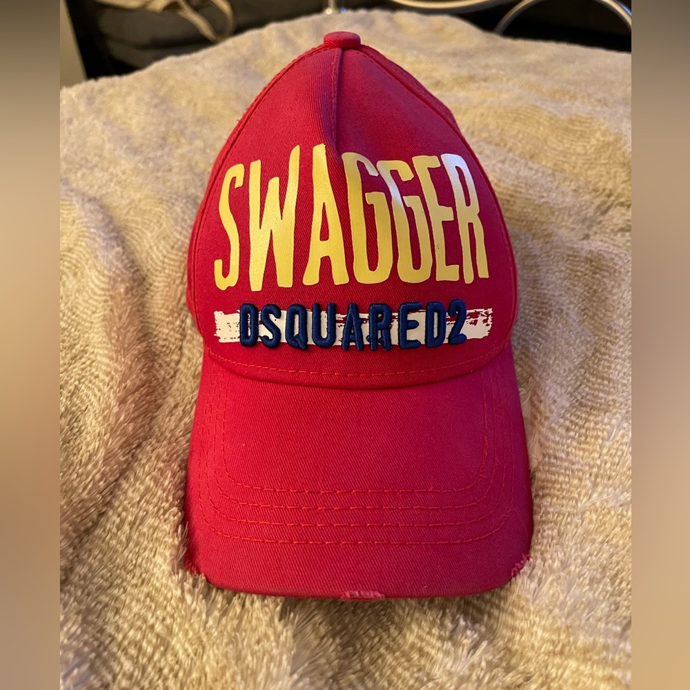 Women’s Dsquared2  hat